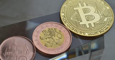 how to invest in cryptocurrency - Crypto Tips No